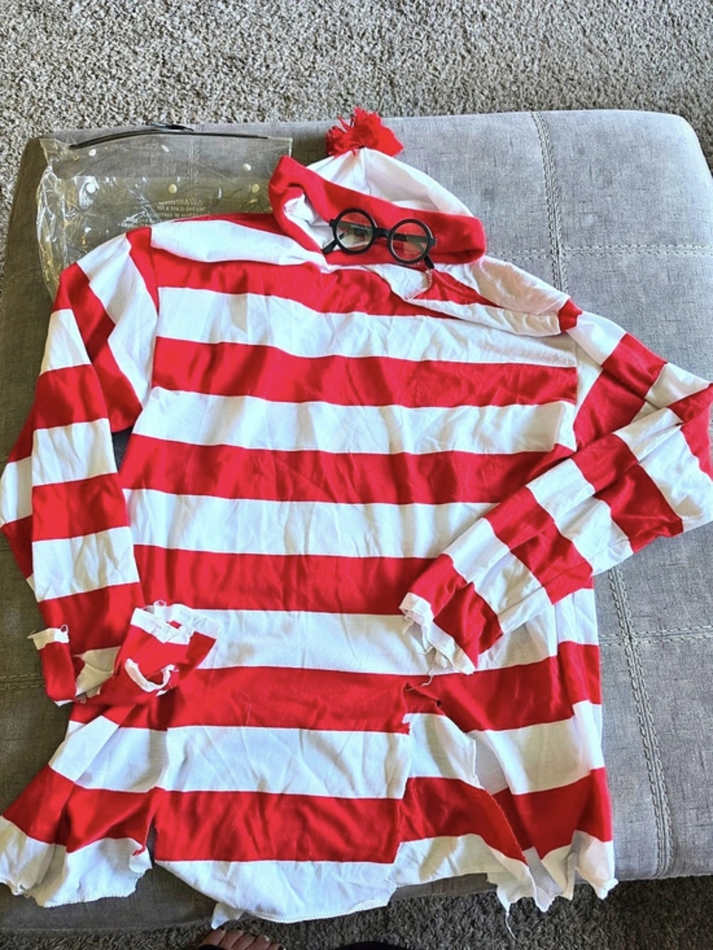 Where's Waldo Costume Kit Red & White Striped Costume. Large
